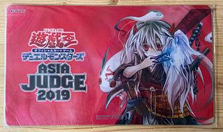 16 遊戯王プレイマット 幽鬼うさぎ　judge 2019 アジア海外