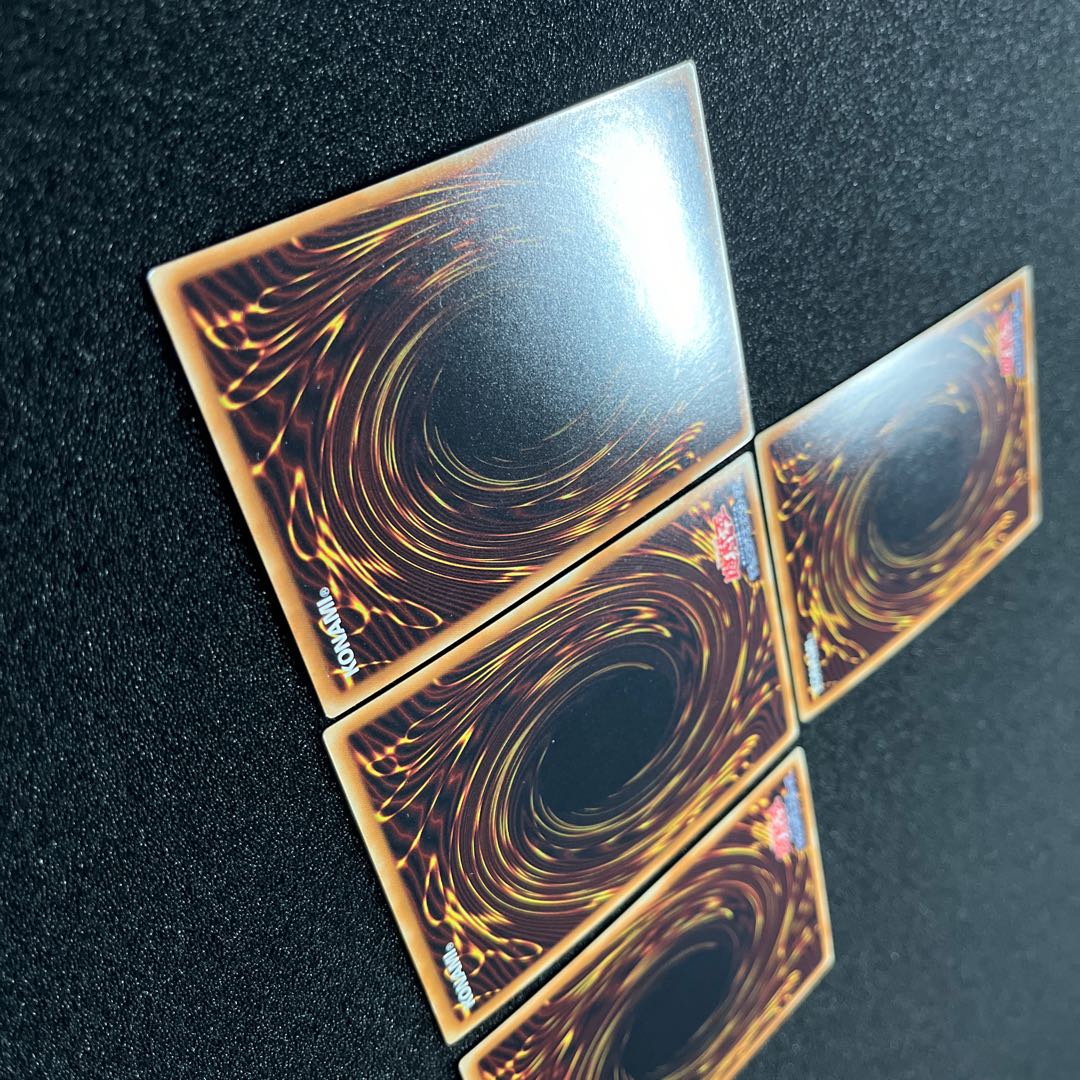 （状態Ｂ）青き眼の賢士 シークレットSHVI-JP020 3枚     白き霊龍　シークレットレア SHVI-JP018   1枚