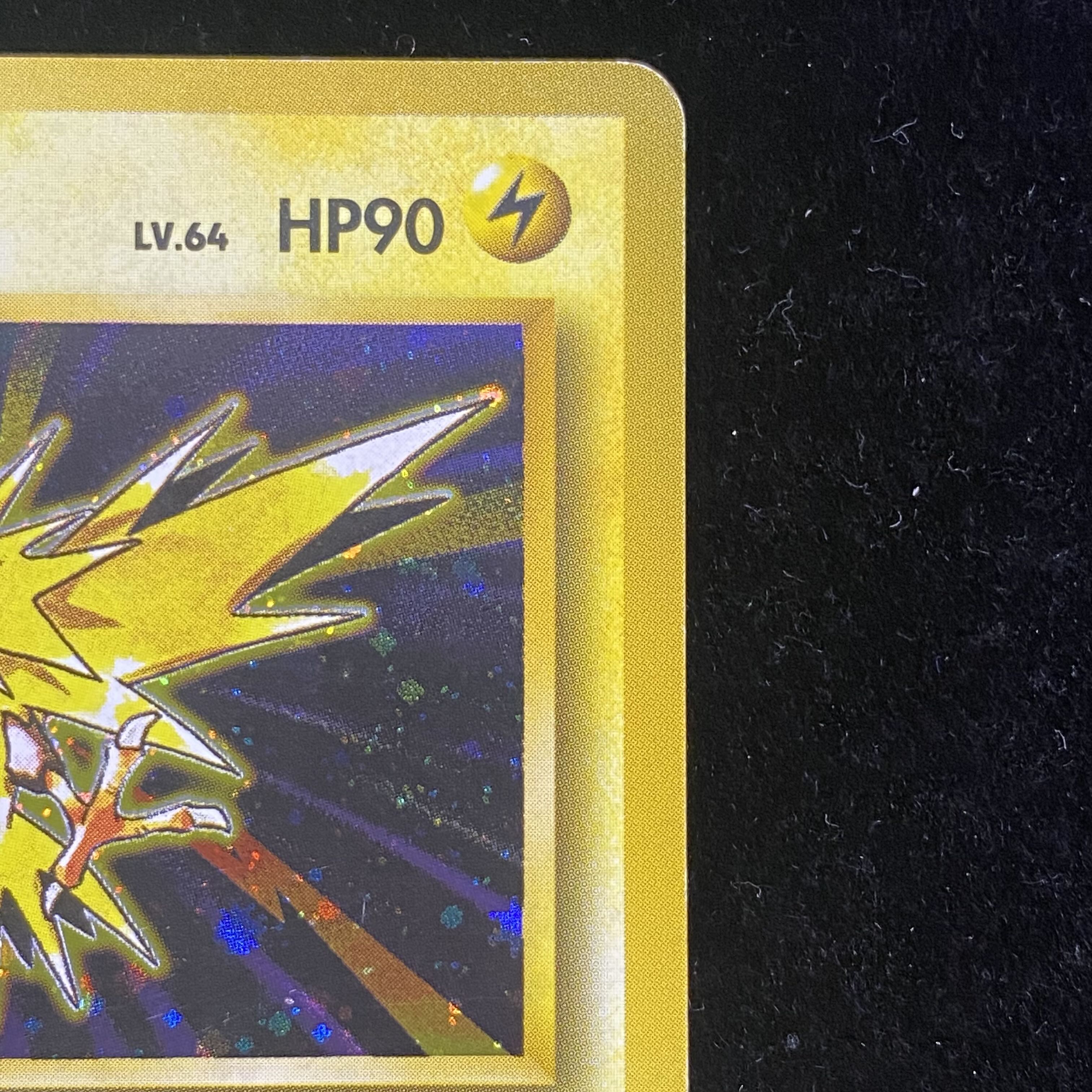 Zapdos First edition, unmarked, old back.