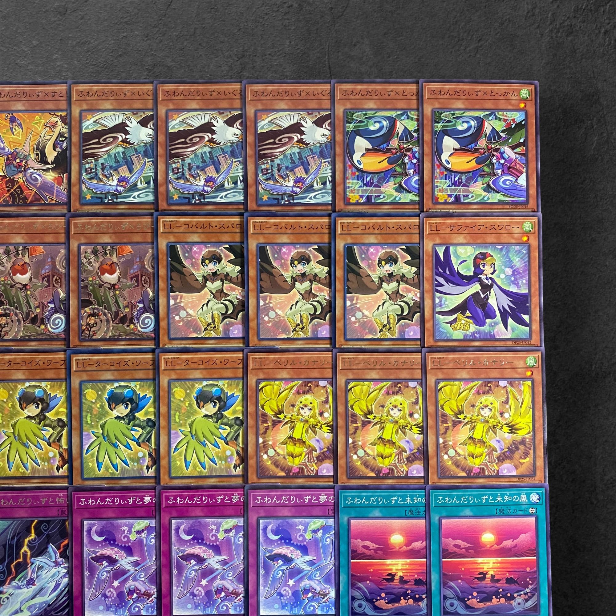 8209 [King of Games] 40-card set of Fluffy LL [Mixed-Theme Deck Parts].