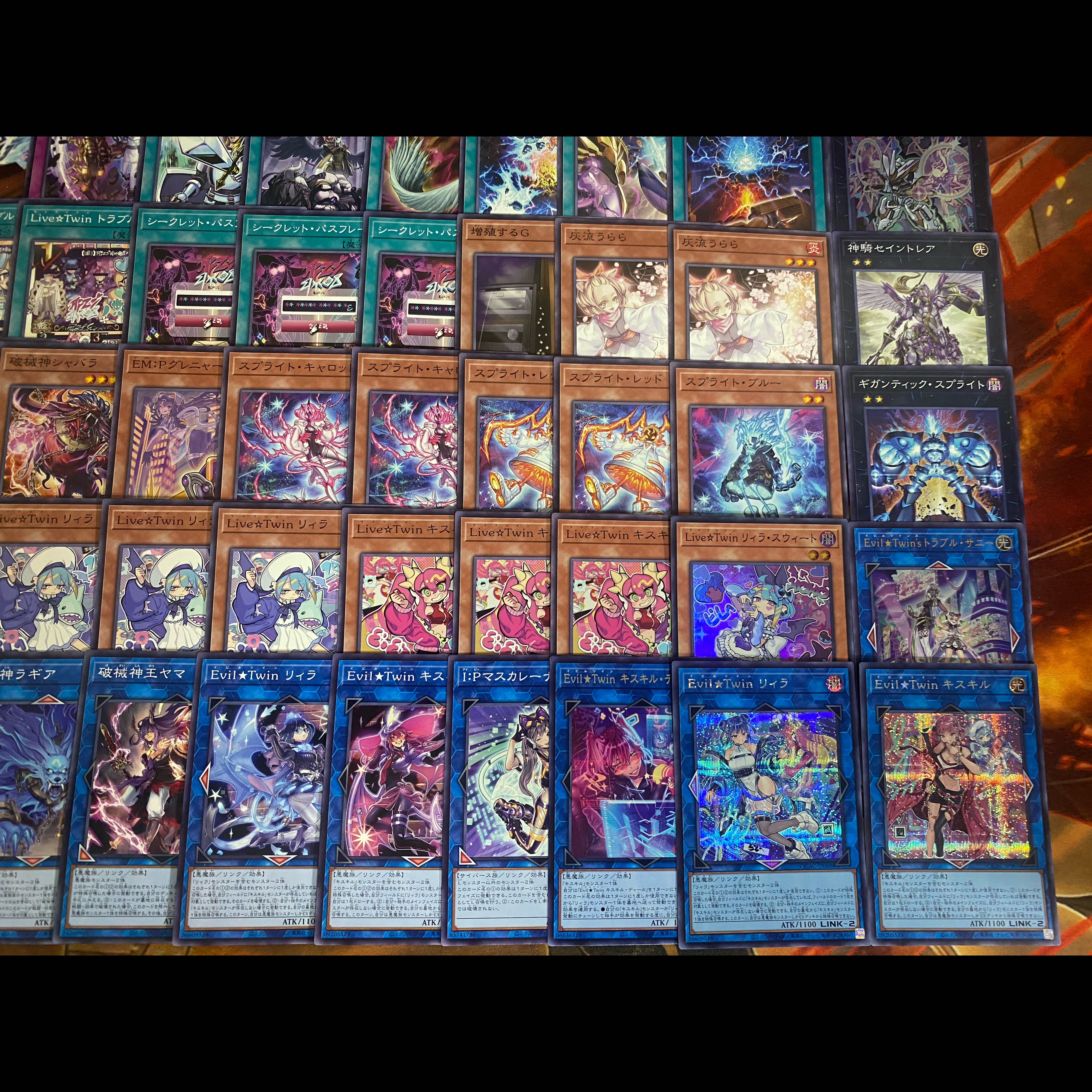 Evil Twin Deck [Search terms: Yu-Gi-Oh!, serious deck building, Ash Blossom & Joyous Spring, Infinite Impermanence, Kisikil, Lyra, alternate art] 1枚
