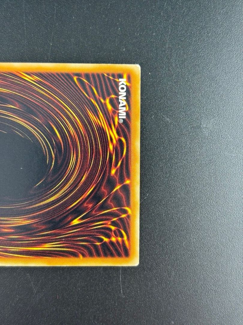 中古品】 2枚セット 真紅眼の黒竜 遊戯王 レッドアイズブラック 中古品】 2枚セット 真紅眼の黒竜 遊戯王 レッドアイズブラック