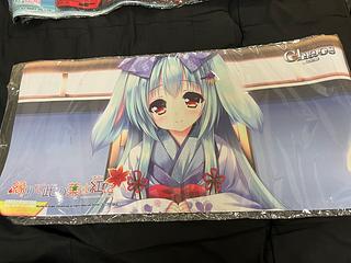 縁りて此の葉は紅に　小乃葉　プレイマット　chaos