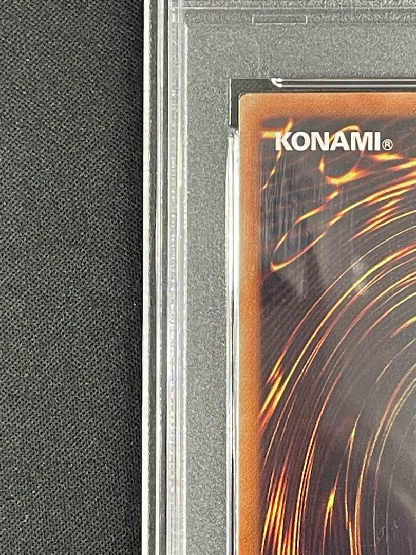 【PSA10】ブラック・マジシャン・ガール WCS2017 ホログラフィックレア JPP01 1枚