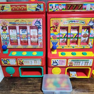 アンパンマンのスロット、パチンコ