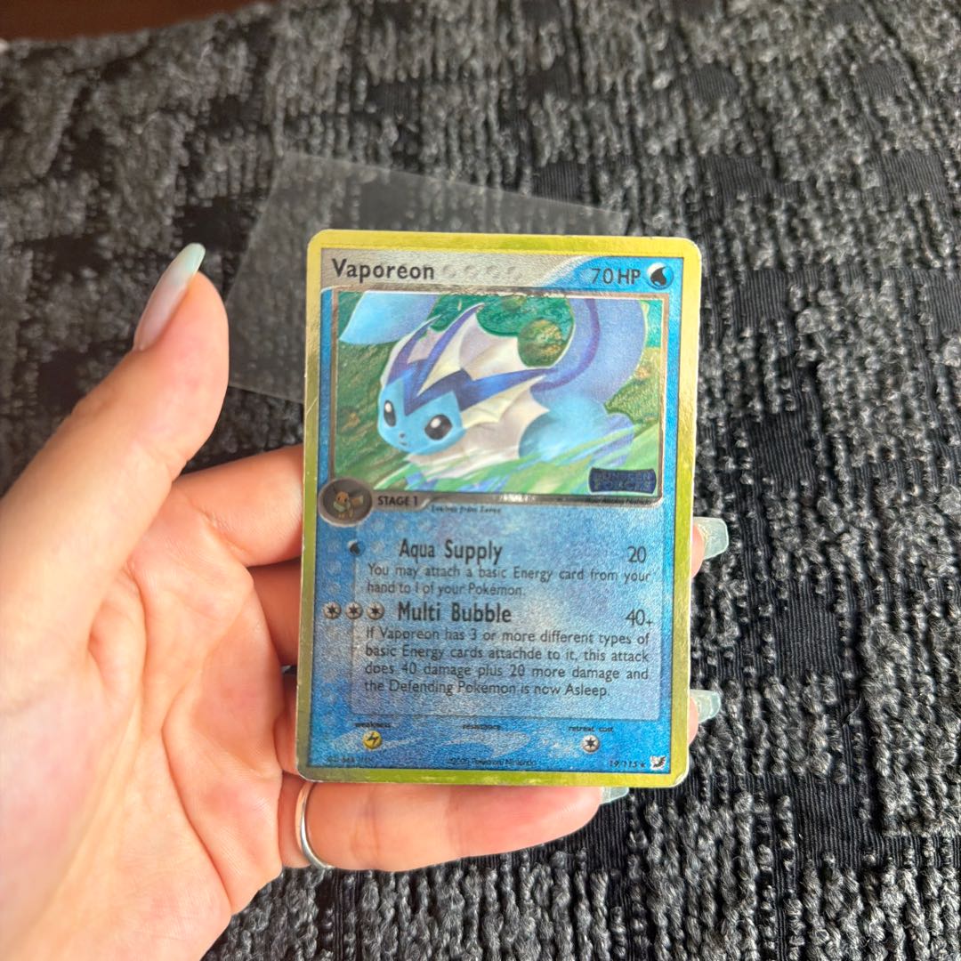 Vaporeon - 19/115 - Holo Rare  1枚