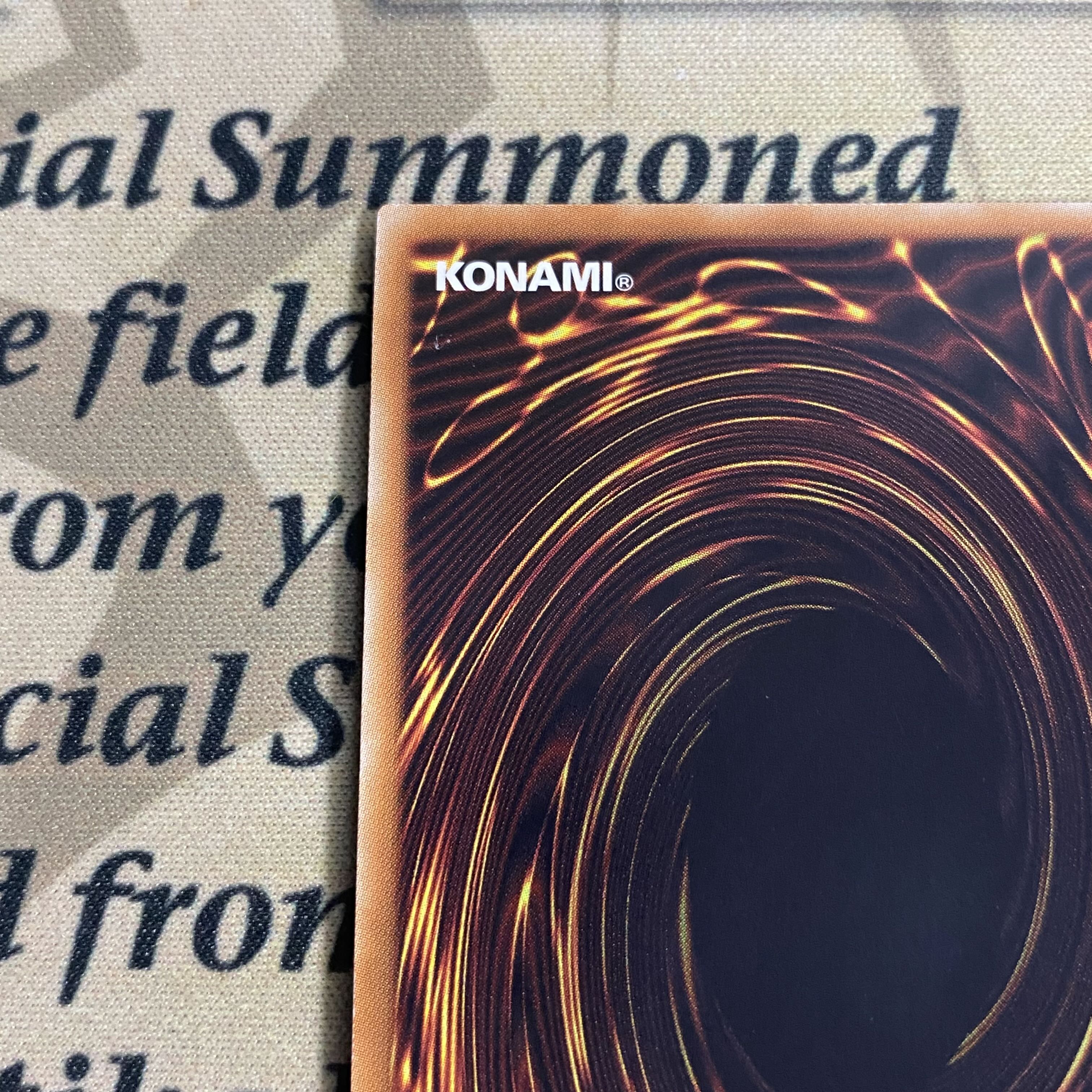 Yu-Gi-Oh! Dragon Knight Black Magician Girl - different picture Premium Gold