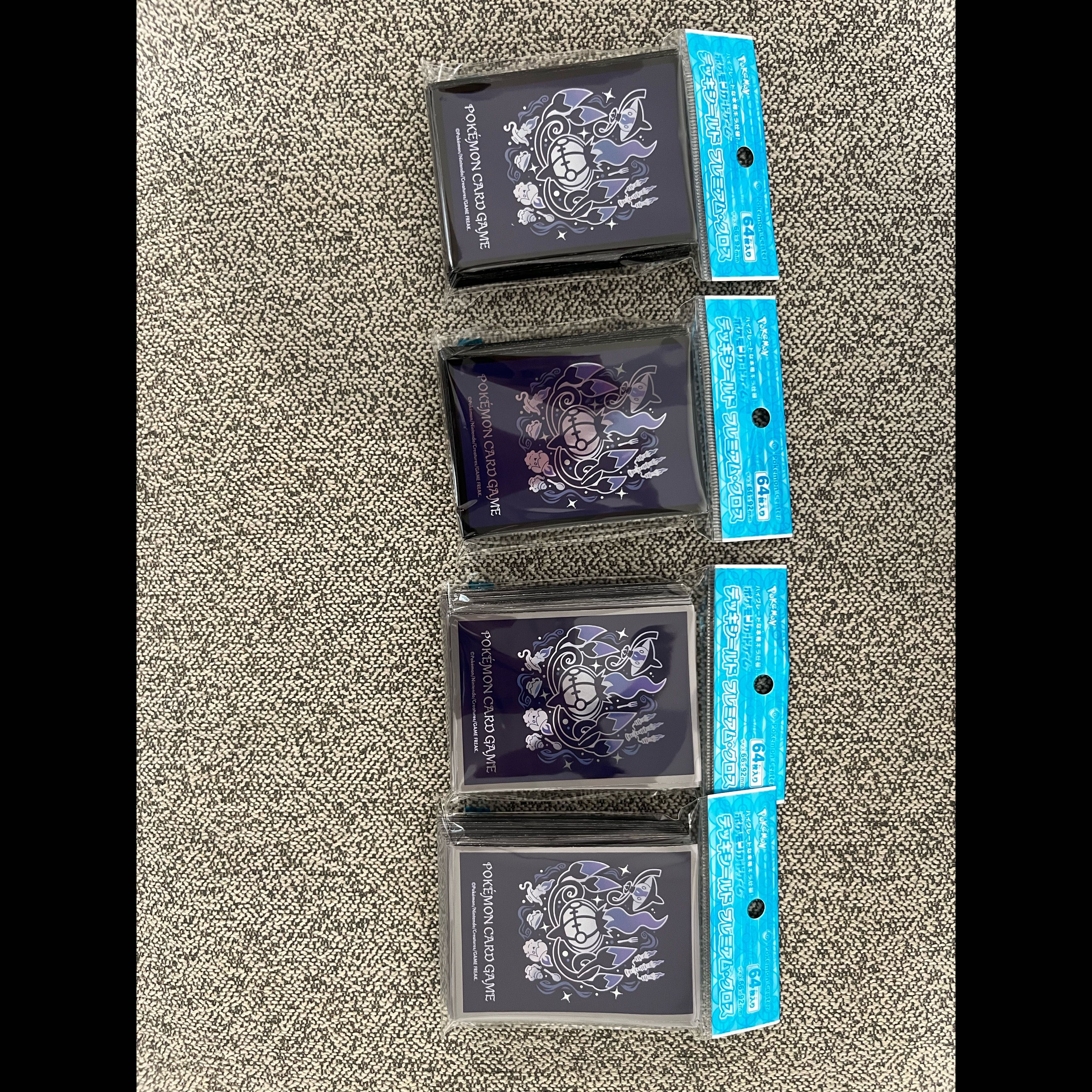 Deck Shield Premium Gloss: Path of Evolution Chandelure [Gray] (2) Deck Shield Premium Gloss: Path of Evolution Chandelure [Black] (2) 1枚