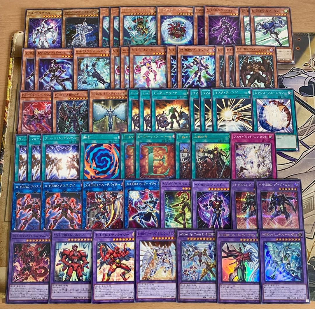 Hero Deck [Search below Yu-Gi-Oh Winged Kuriboh Sabatiel LV10 authentic construction early 2nd period relief gateball deck parts]. 1枚
