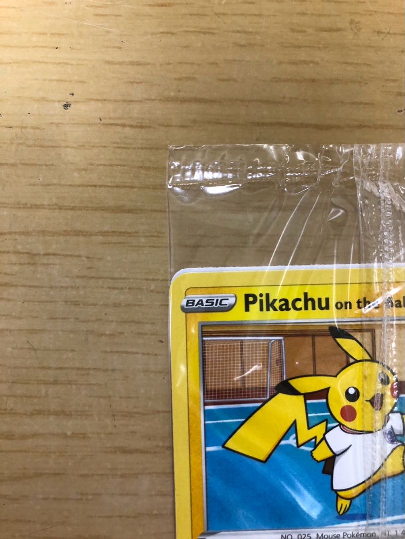 【ポケモンカード】 Pikachu on the Ball イギリス限定プロモ 001/005