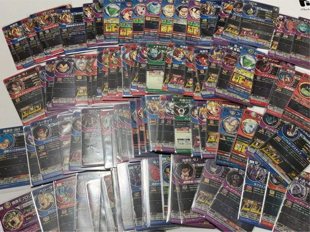 ドラゴンボールヒーローズまとめ売り100枚以上 UR 、SECのみの ドラゴンボールヒーローズまとめ売り100枚以上 UR 、SECのみの