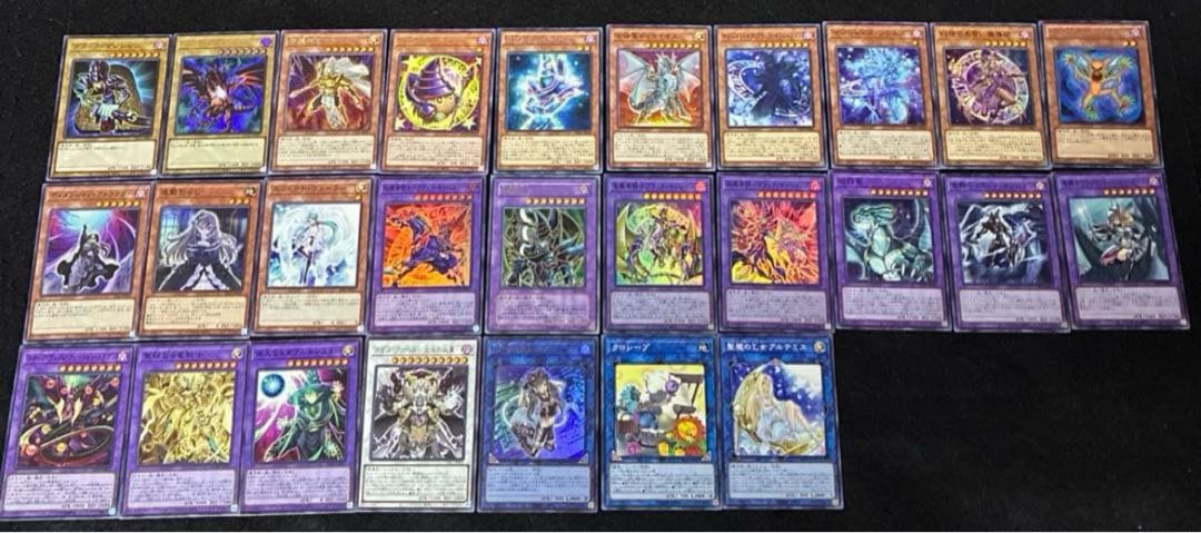 【即日発送】 遊戯王 ブラック・マジシャン 構築済みデッキ 120枚 日版 1枚