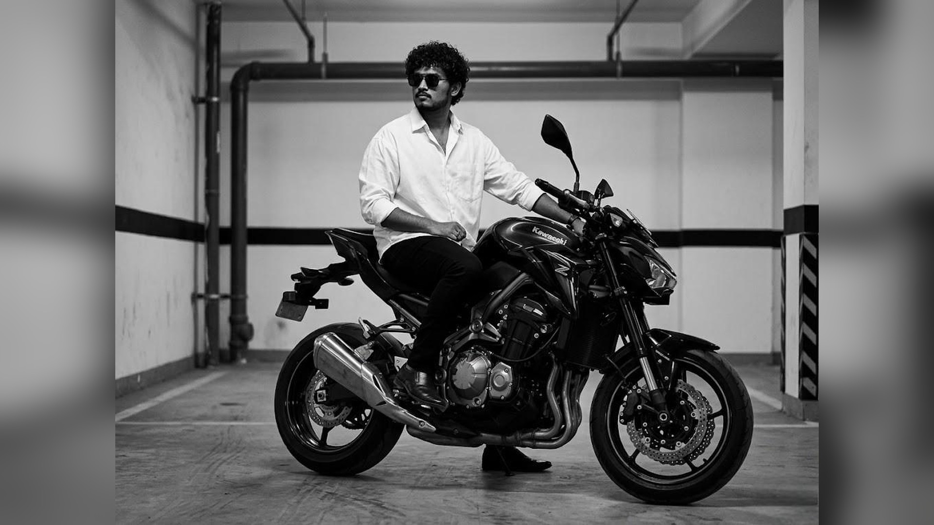 Noir Motorcycle Chic