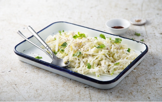 Salade de céleri prête à manger