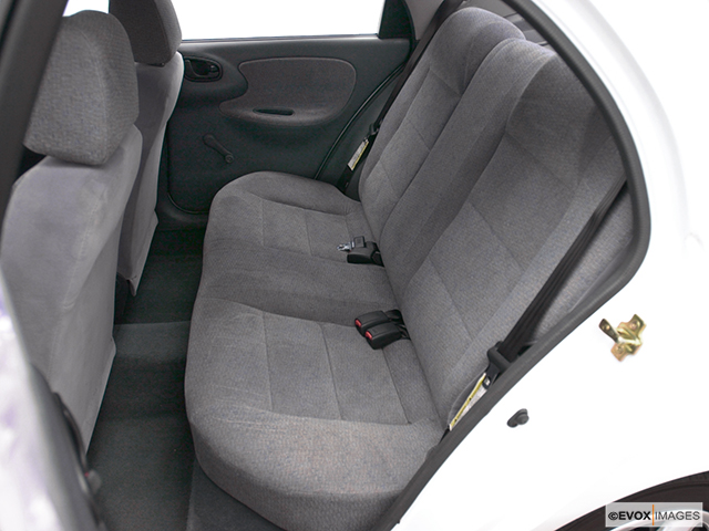 2001 DAEWOO LANOS 