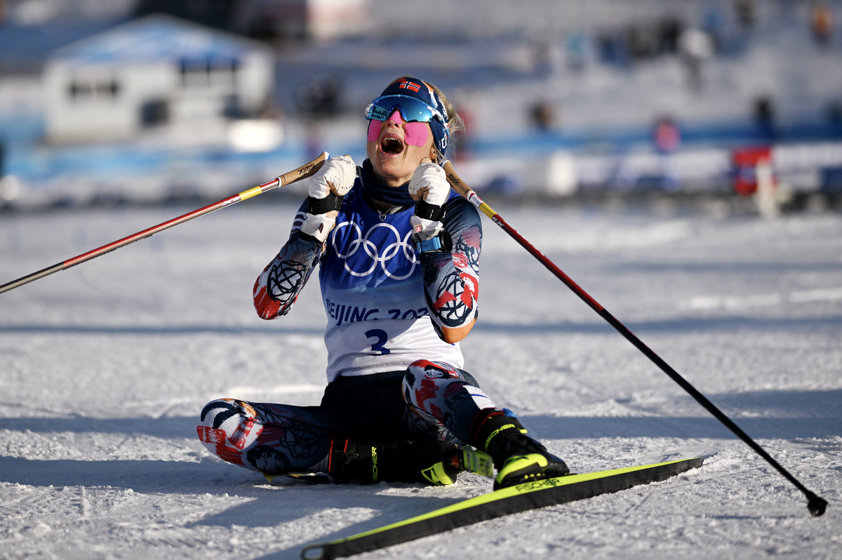 Therese Johaug gewinnt für Norwegen. Foto: © Matthias Hangst/Getty Images