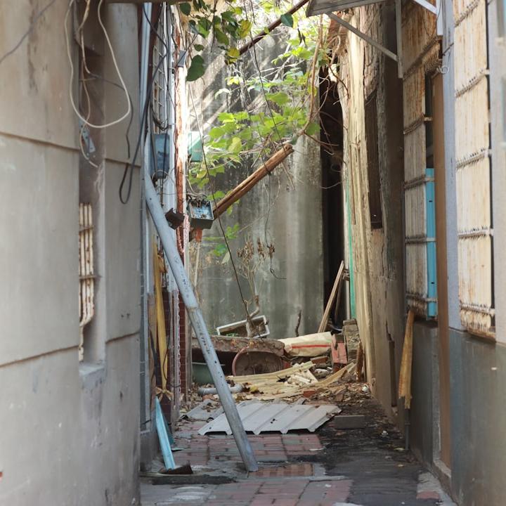 Metamorfosi delle rovine di Sergio Angeli