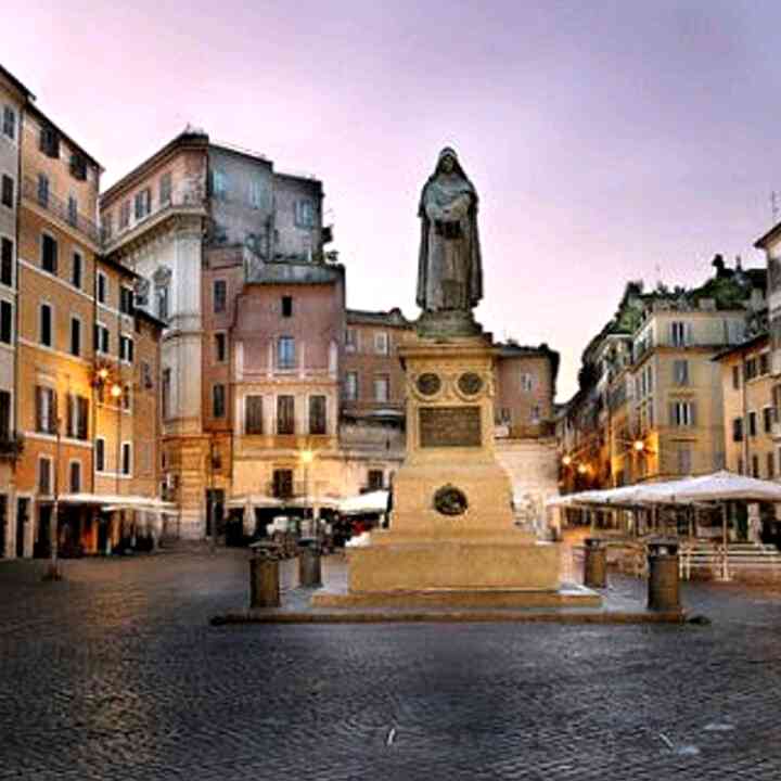 Personaggi e Curiosità di Roma, visita guidata 