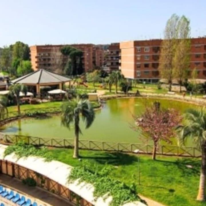 Free Spirit Market al Parco Stardust Village