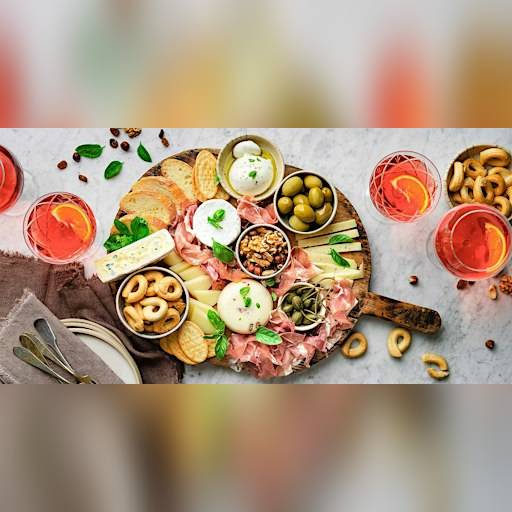 Aperitivo con delitto "Telefona tra vent'anni"