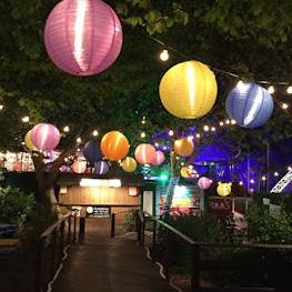 A Roma nasce il Luna Village: musica dal vivo, street food e serate sotto le stelle all’Eur