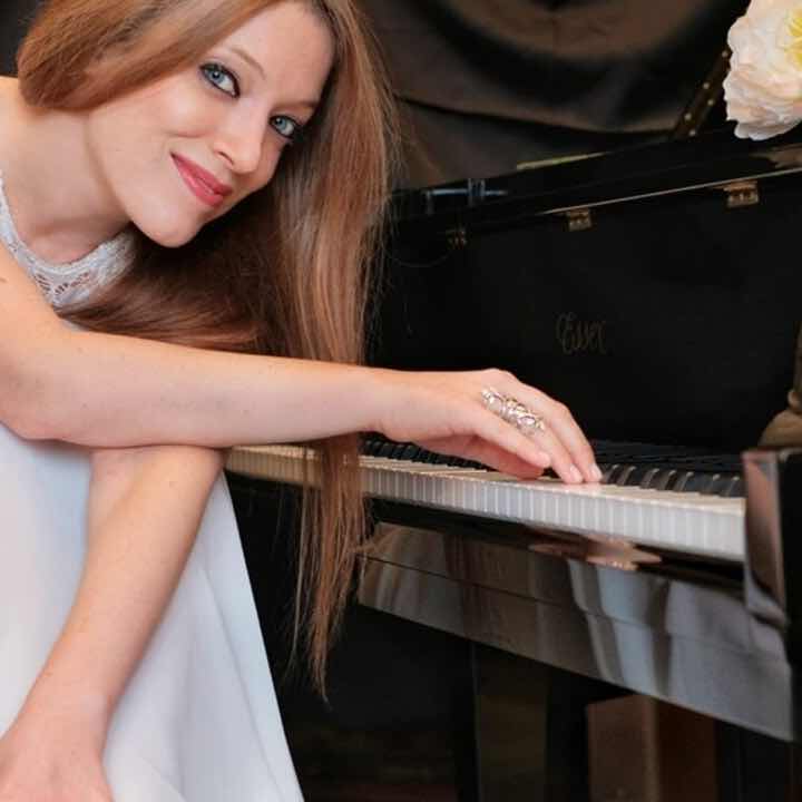 Licia Missori in concerto al Teatro Il Cantiere tra classica e pop