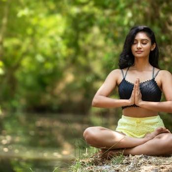 Yoga Trek al Parco della Caffarella