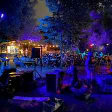 La Groovyera Closing