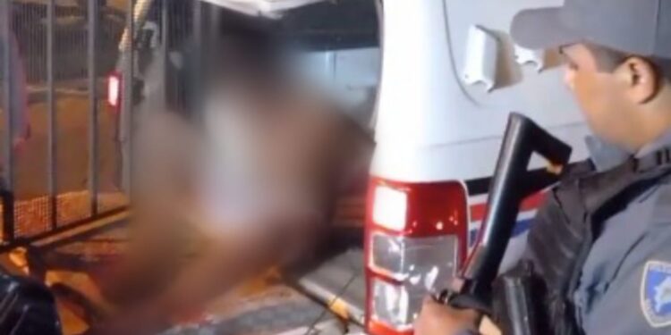 PAI E FILHA BRIGAM COM FACÃO E FACA, EM MONTES ALTOS