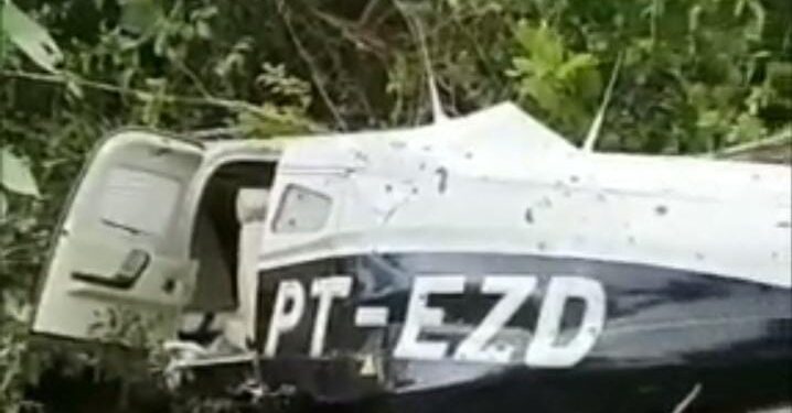 Avião cai às margens de rio em Balsas