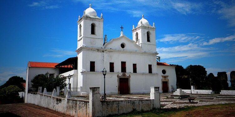 igreja católica de Nossa Senhora do Carmo, um dos principais patrimônios de arquitetura religiosa do Brasil