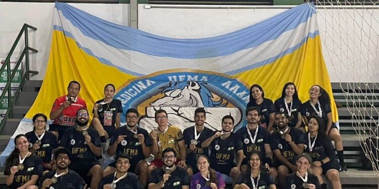 Equipes de Handebol da UFMA são campeãs dos jogos universitários maranhense da Região Sul