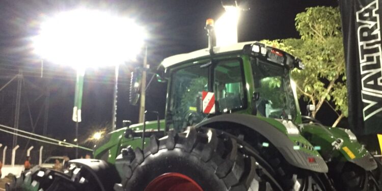 Produção recorde de grãos atrai multinacionais para o sudoeste do Estado