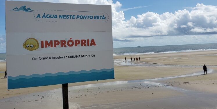 Todas as praias da Grande Ilha estão imprópria para banho, diz Sema