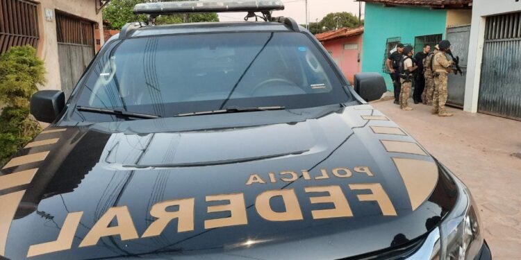 Polícia Federal faz operação que investiga assaltos aos Correios no Maranhão