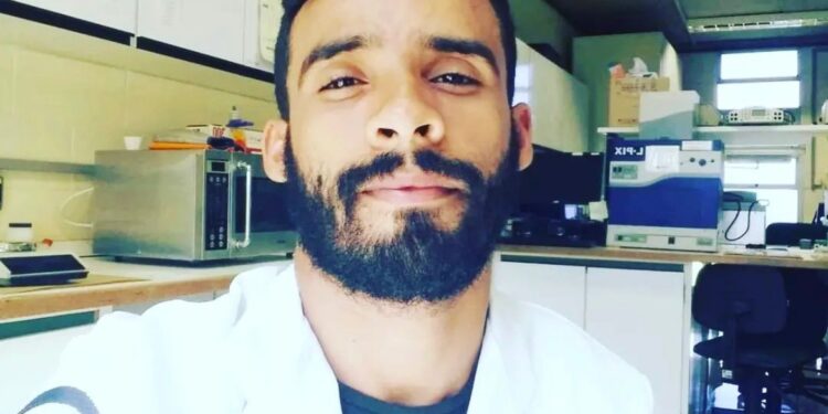 Família promove vaquinha para ajudar estudante da UFMA a receber tratamento em São Paulo