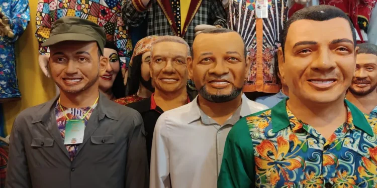 Maranhenses são homenageados como bonecos gigantes em Olinda (PE)