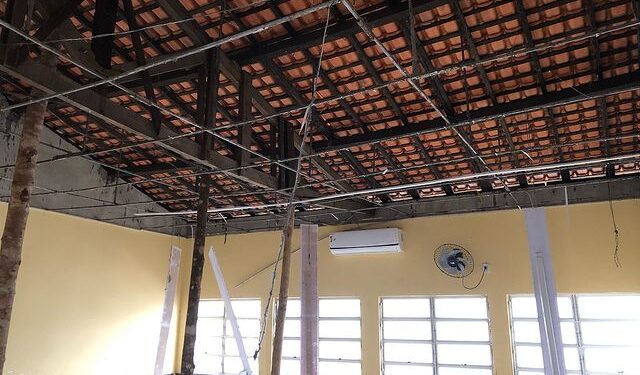 Alunos denunciam falta de infraestrutura em escola do Maranhão