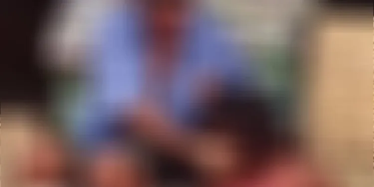 Mulher é pega por população no MA após ser acusada de furtar idoso e esconder dinheiro na boca