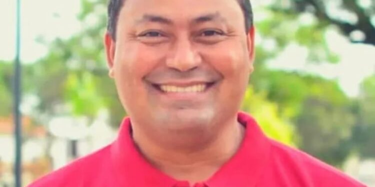 Após escândalo dos R$250 mil jogados pela janela, prefeito é cassado no MA