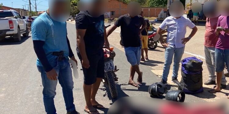 Assaltantes são presos após roubarem moto para fazer outros assaltos