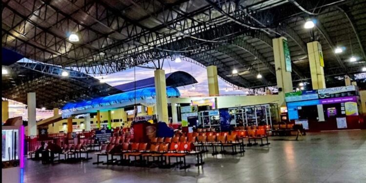 Após denúncias, instituições cobram gratuidade em passagens para idosos na rodoviária de ITZ