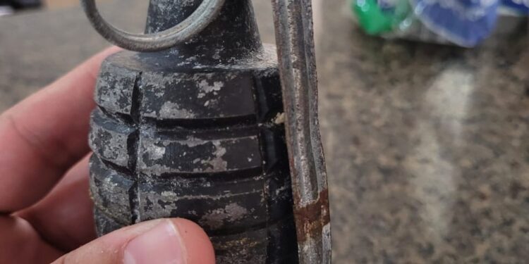 Suspeito de assaltar loja é preso com granada no interior do Maranhão