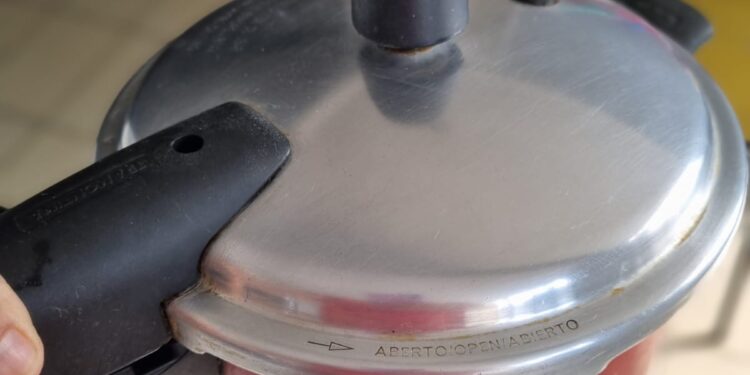 Homem é preso após agredir a sobrinha de 11 anos com uma panela de pressão em Codó