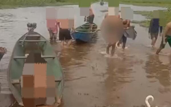 Irmãos de 4 e 6 anos de idade morrem afogados após canoa virar no MA