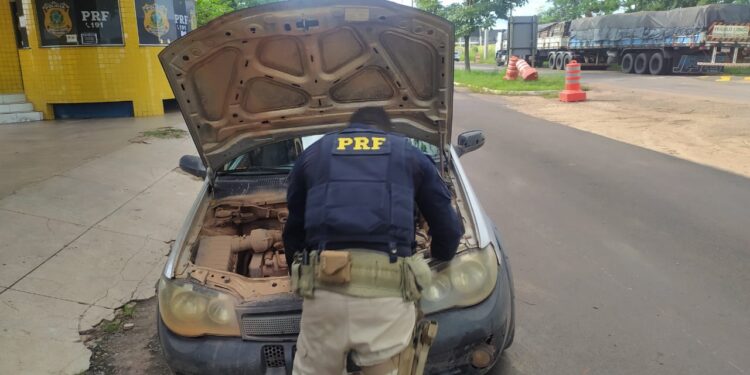 Veículo furtado há 20 anos é recuperado na BR-010 em Imperatriz