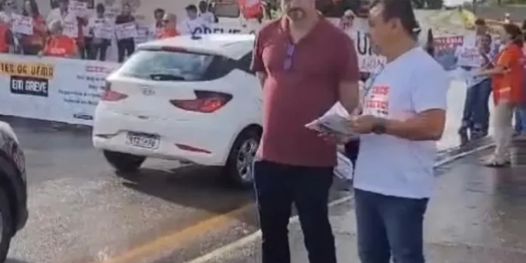 Greve geral dos professores da UFMA é iniciada por tempo indeterminado nesta segunda (15)