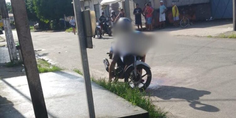 Homem é morto a tiros após desentendimento em bar na região da Forquilha, em São Luís