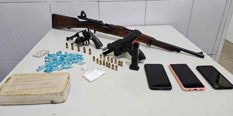 Criminoso envolvido em explosão de carro-forte no MA morre em confronto com a polícia na BA