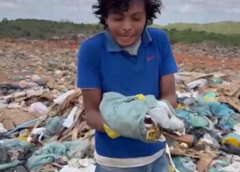 Usando lixão de Açailândia, maranhense explica como os cientistas sabem que o plástico pode levar até 400 anos para se decompor na natureza